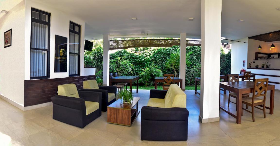 אנוראדפורה Golden Ray Villa מראה חיצוני תמונה